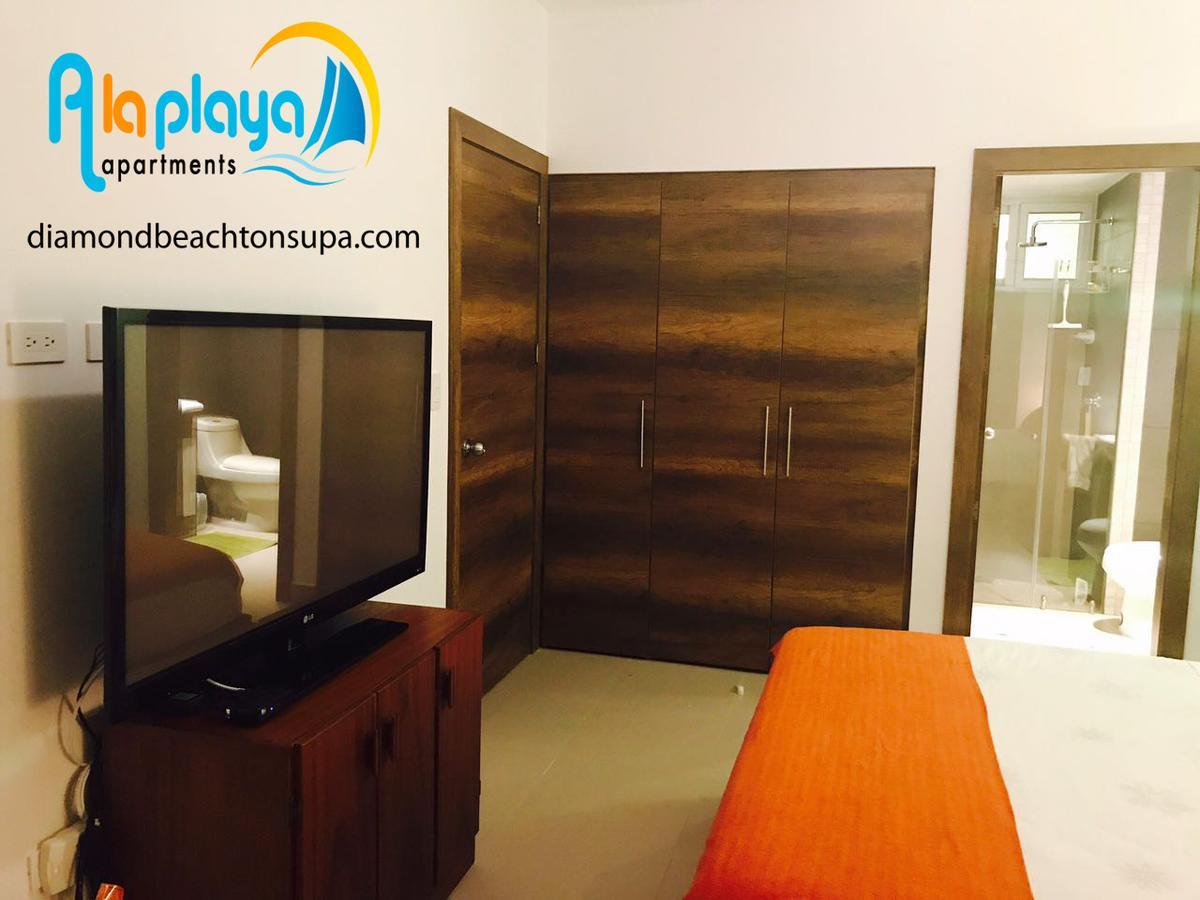 Resort Playa Azul Departamentos Frente Al Mar 通苏帕 外观 照片