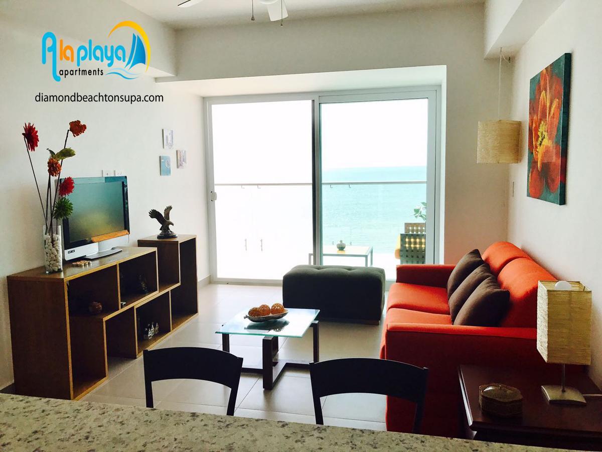 Resort Playa Azul Departamentos Frente Al Mar 通苏帕 外观 照片